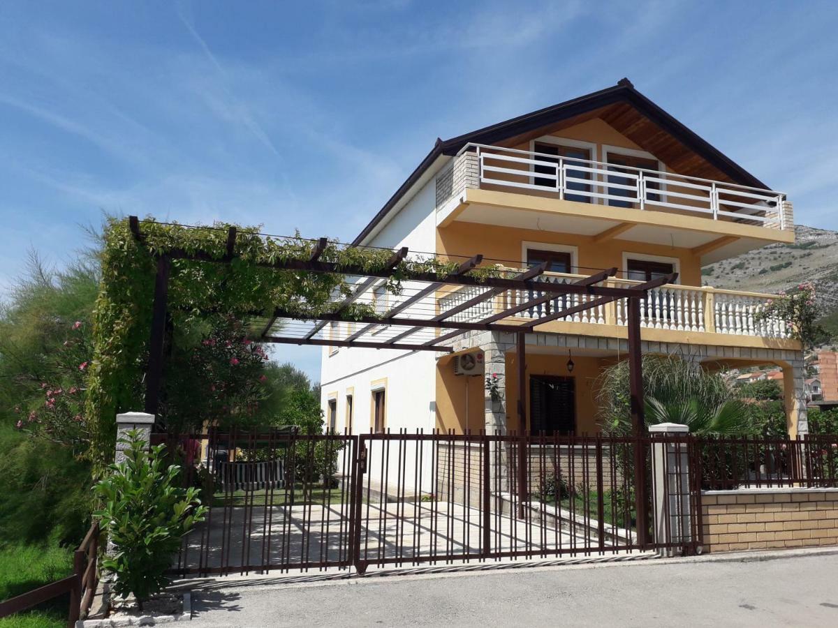 Apartmani Sara Trebinje Kültér fotó